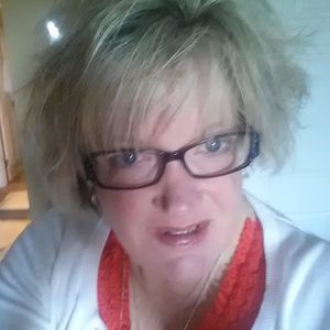 Meet your Posher, Pegi